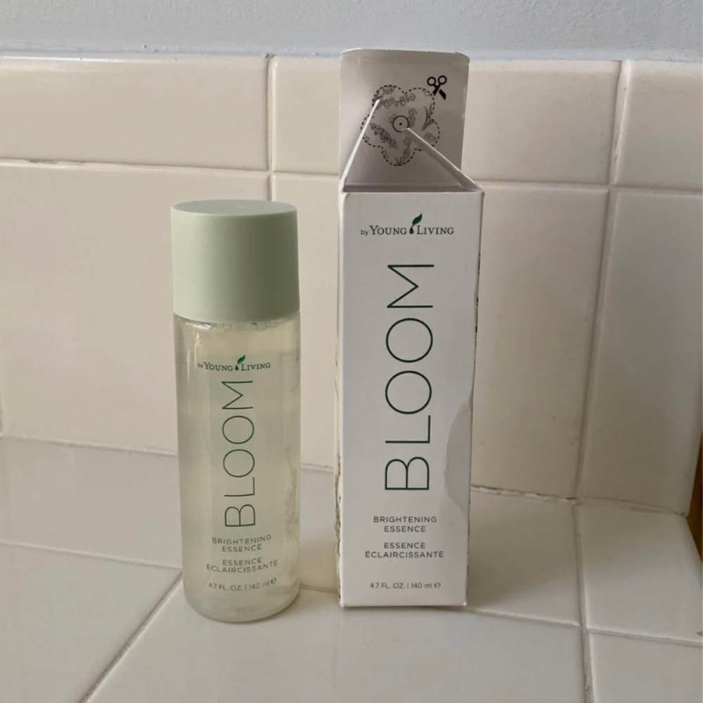 YL Bloom Brightening Essence